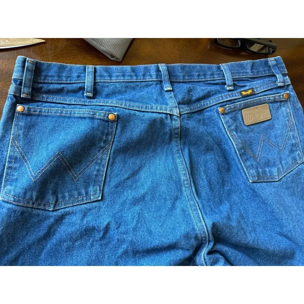 Wrangler Mens 13MWZ Straight Leg Jeans 42X36 Blue Denim Western Relaxed Cowboy
